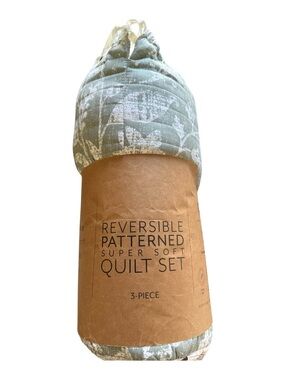 Full/Queen Reversible 3 Piece Quilt Set